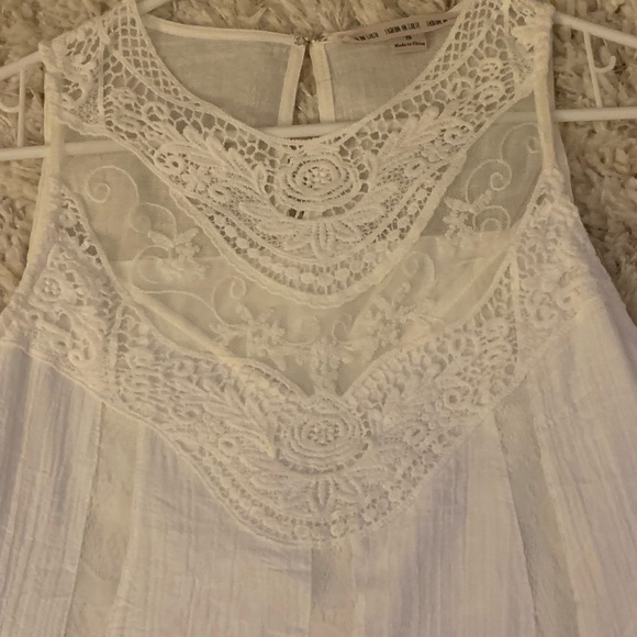 White Lace Dress - Picture 1 of 3